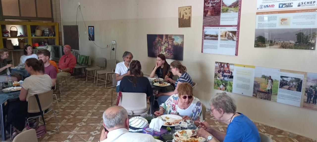 Safi Kitchen Hostel Gawr as-Safi Екстер'єр фото