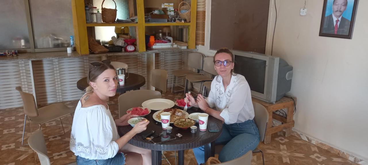 Safi Kitchen Hostel Gawr as-Safi Екстер'єр фото