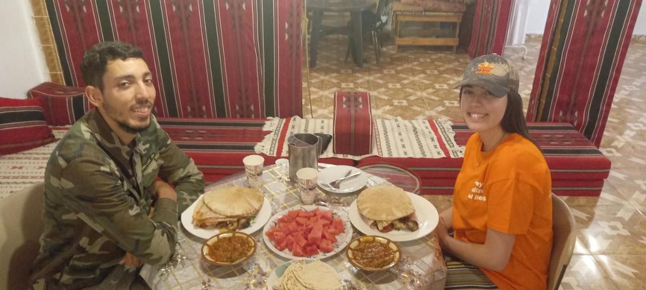 Safi Kitchen Hostel Gawr as-Safi Екстер'єр фото